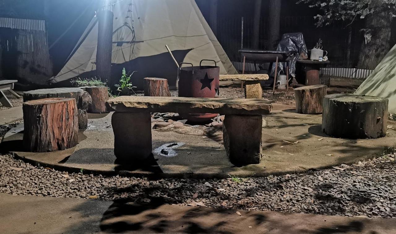 Nguni Moon Tepee Camp 호텔 언더버그 외부 사진