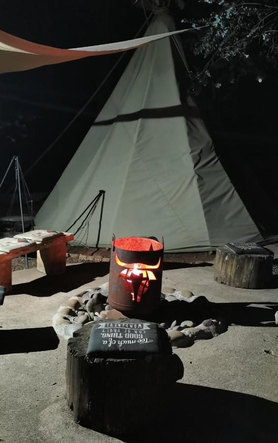 Nguni Moon Tepee Camp 호텔 언더버그 외부 사진